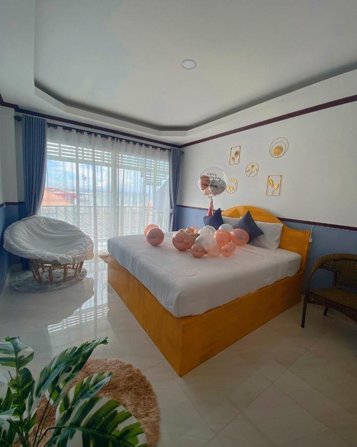 Bed and Breakfast Baan Tipsukon Ko Lan Esterno foto